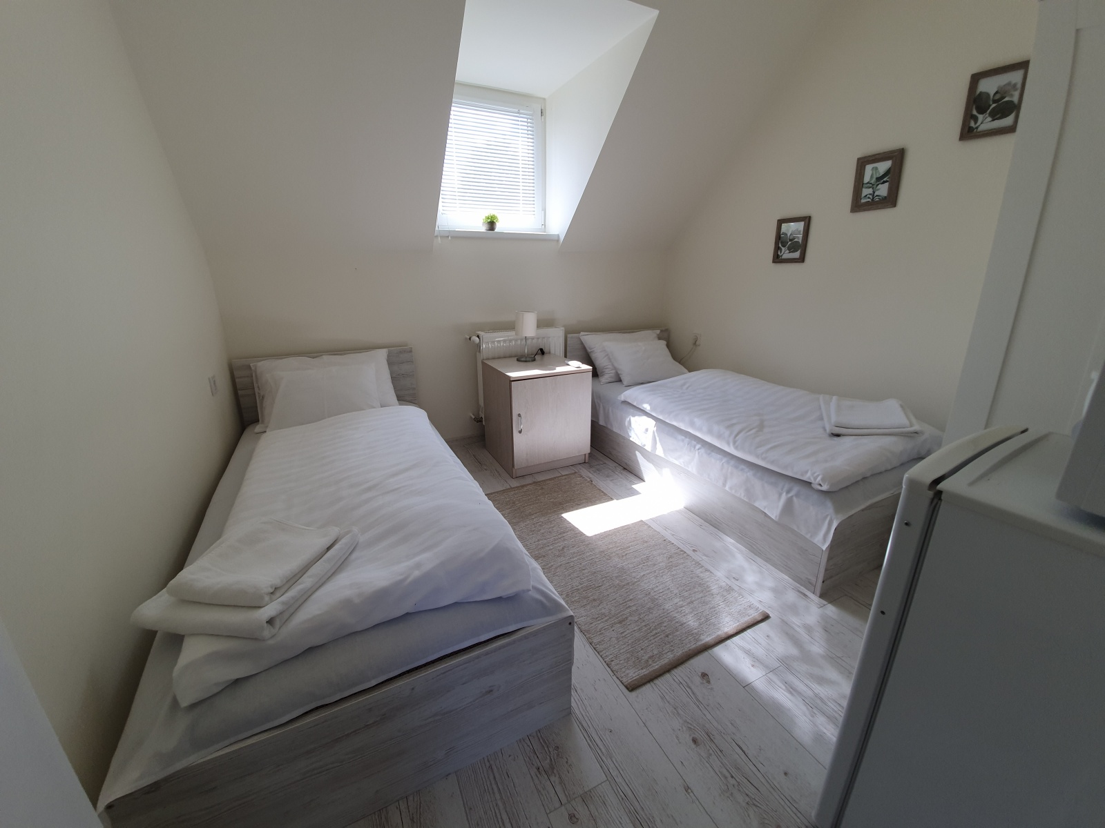 Két ágyas szoba - klíma - tetőtér