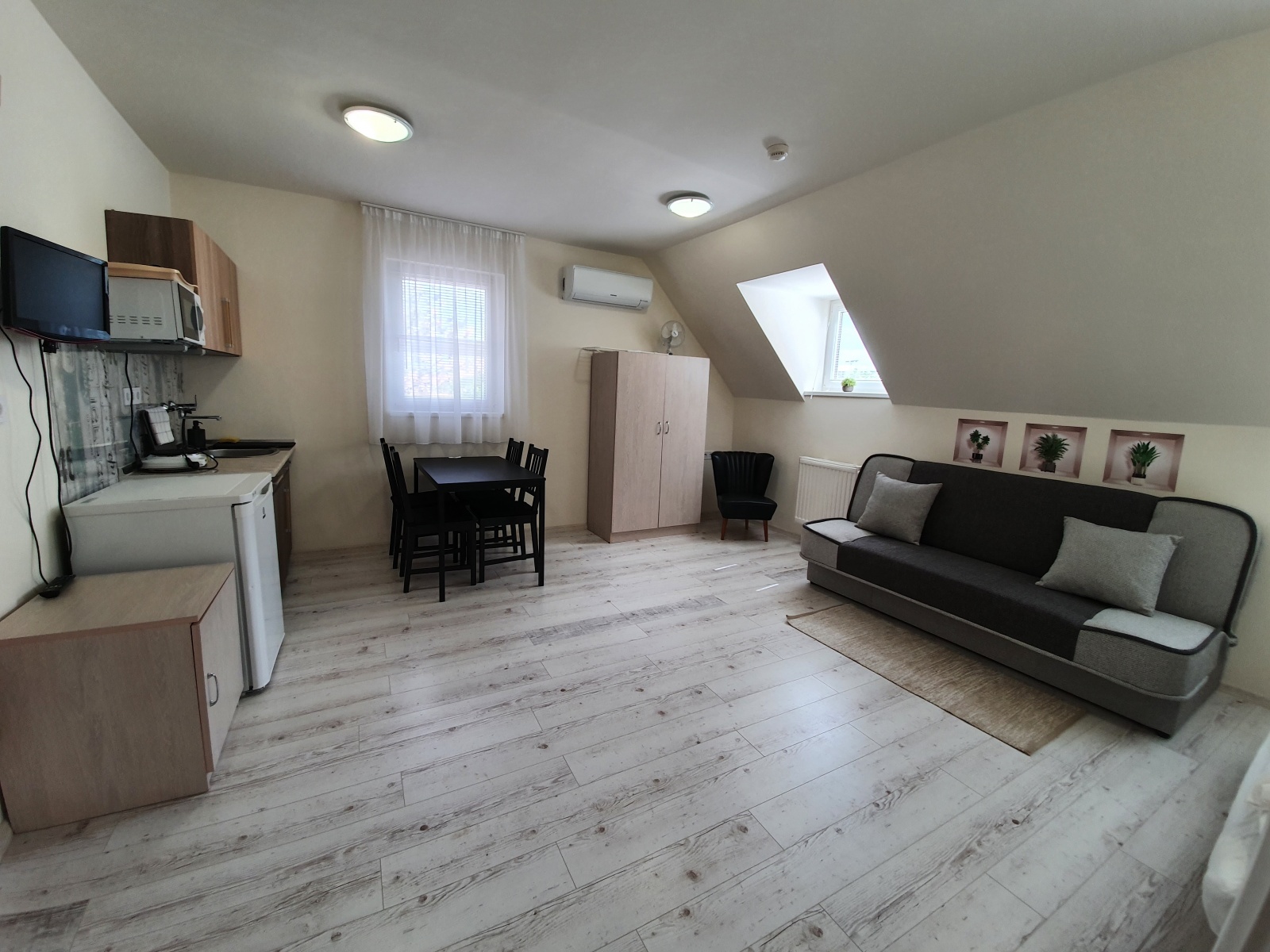 Stúdió Apartman - klíma - tetőtér